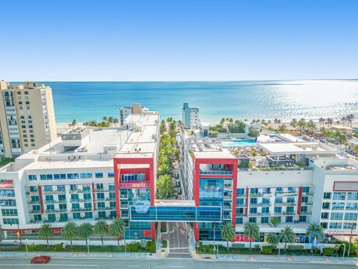 Tropical Oasis - Rooftop Pool- Near Beach - Gym Hollywood Extérieur photo