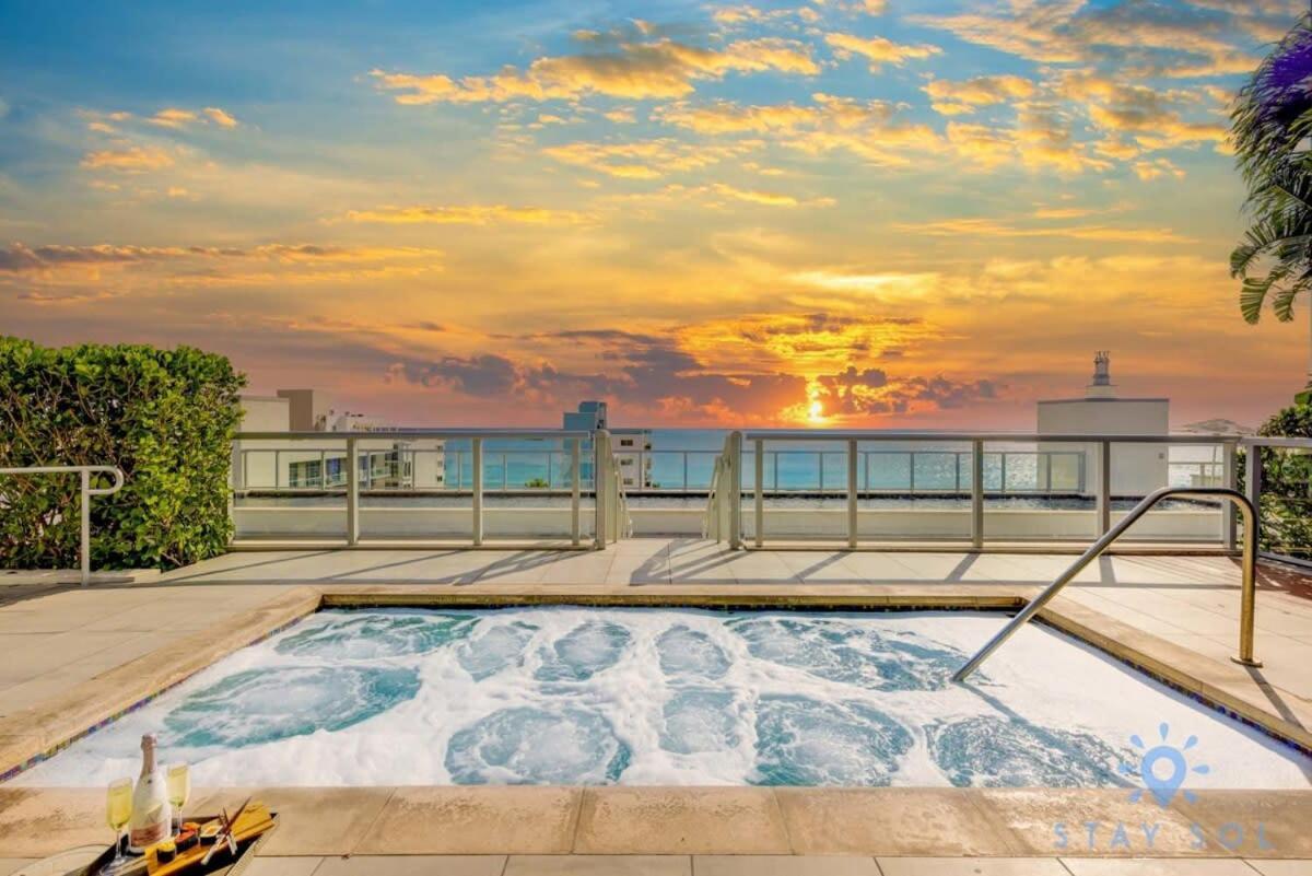 Tropical Oasis - Rooftop Pool- Near Beach - Gym Hollywood Extérieur photo