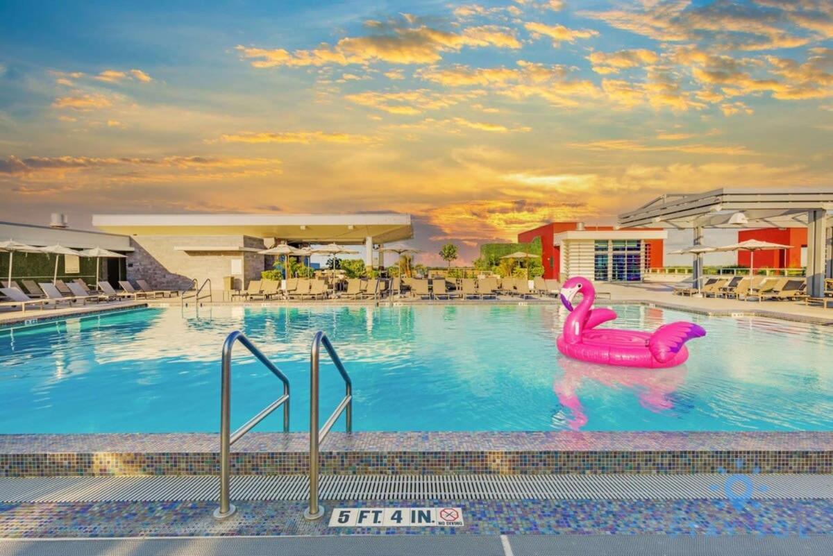 Tropical Oasis - Rooftop Pool- Near Beach - Gym Hollywood Extérieur photo