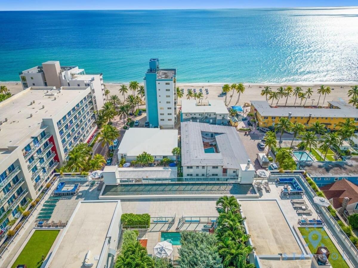 Tropical Oasis - Rooftop Pool- Near Beach - Gym Hollywood Extérieur photo